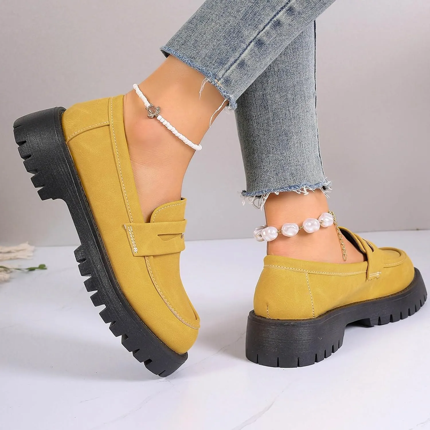 Chunky Loafers Women Wide Slip On Shoes Comfortable Platform Loafers Leather Lug Sole Loafers Casual Penny Loafers