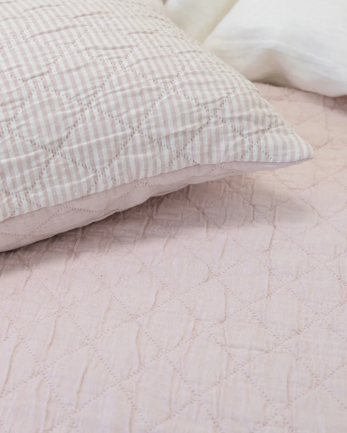 Lexington Cushion Chambray/Stripe Pink